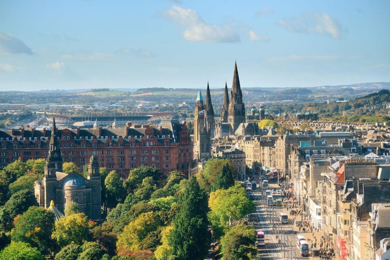 Comfortable Ground Floor Double Room Edinburgh Bagian luar foto